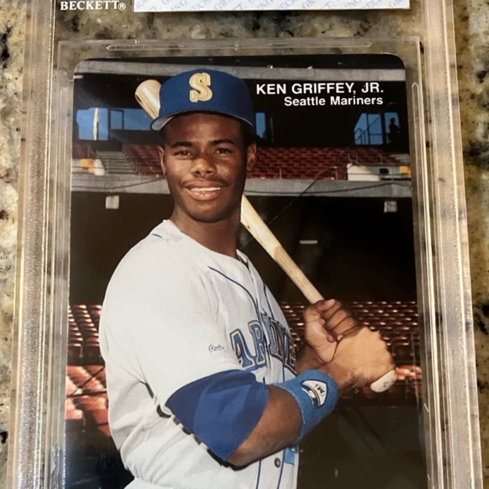 1990 Mother’s Cookies Ken Griffey Jr 1992 #3 BGS 8